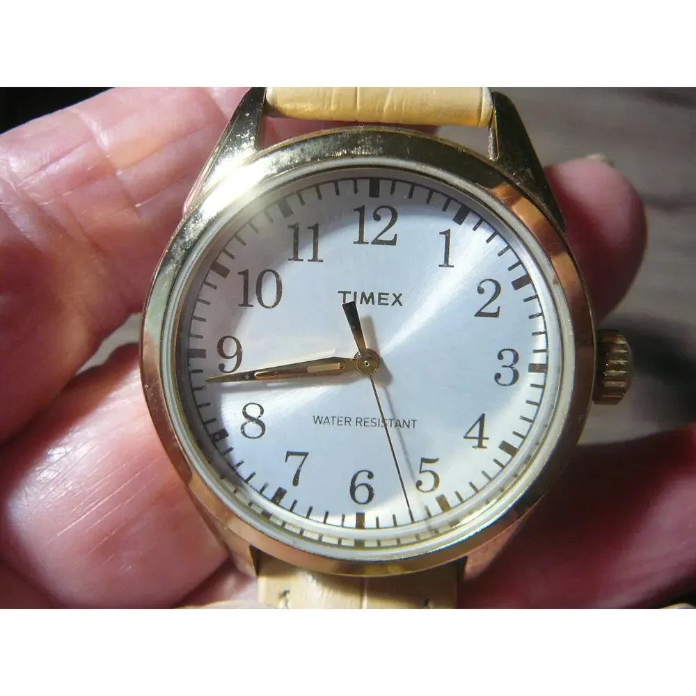 Womens Timex Watch Briarwood TW2P99300 Easy to Read Manual (Working)